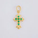 Dije Cruz Tres Puntas Esmeraldas 8pts 0.95g / 2.6cm Oro Amarillo 18K