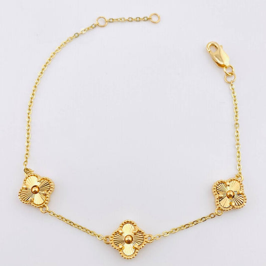 Pulso Aro Seguido Trebol Diamantado 4.95gr / 19.5cm / 9mm Oro Amarillo 18K ©
