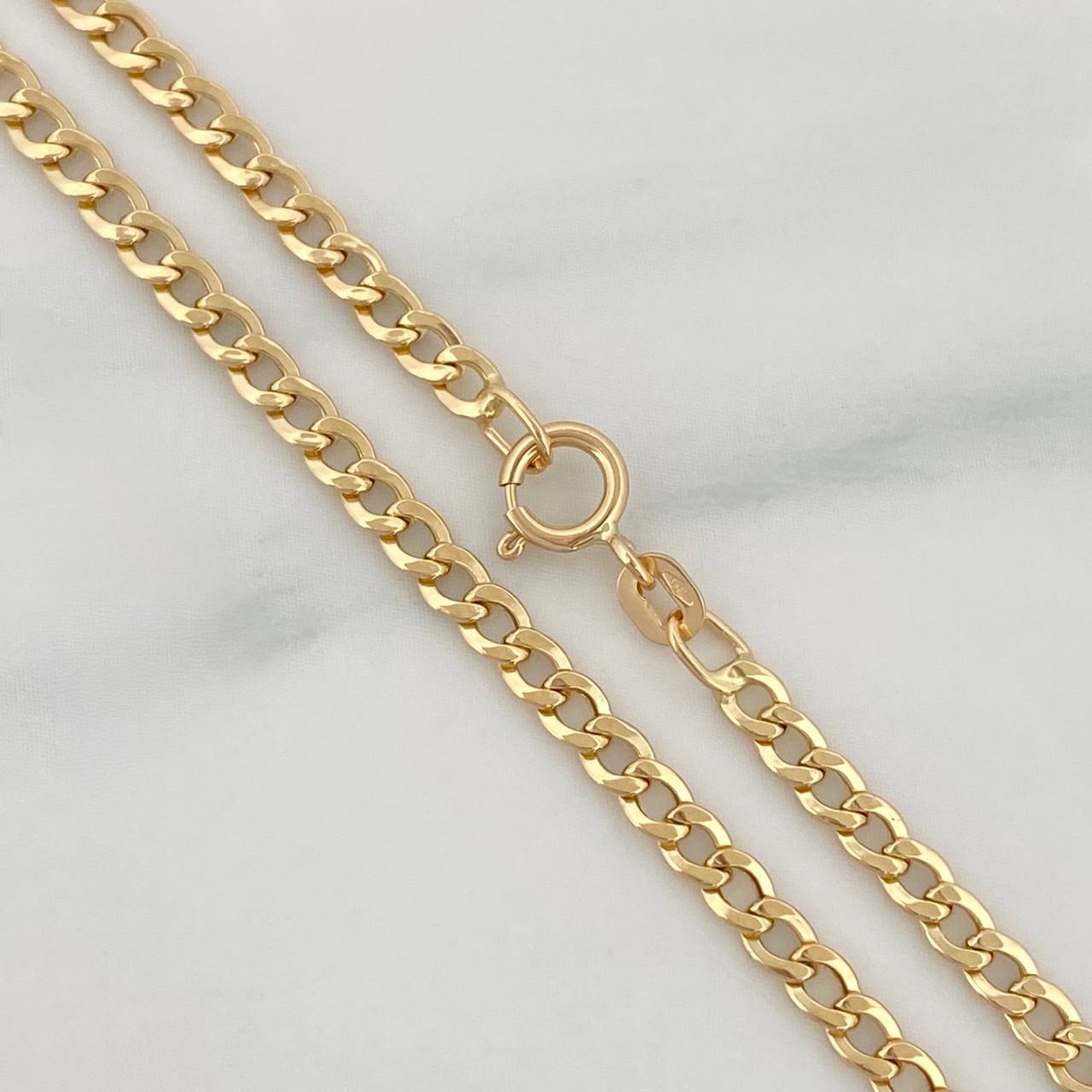 Cadena Cubana 2.2g / 45cm / 2.3mm Oro Amarillo 18K