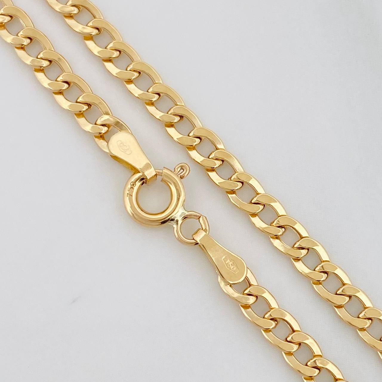 Cadena Cubana 3.25g / 45cm / 3.05mm Oro Amarillo 18K