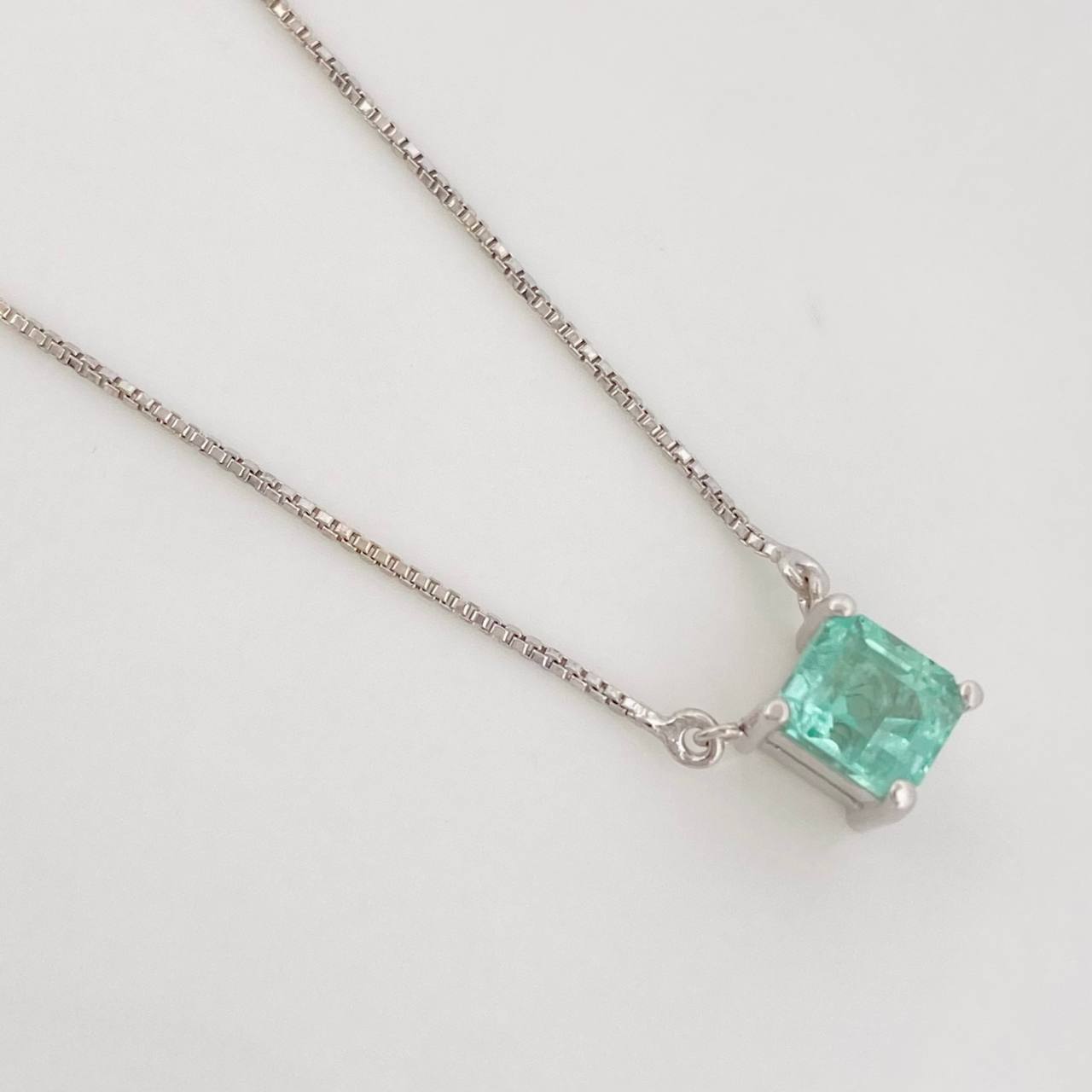 Cadena Cuatro Garras Esmeralda 0.55pts 2.2g / 45cm / 0.8mm Plata 925