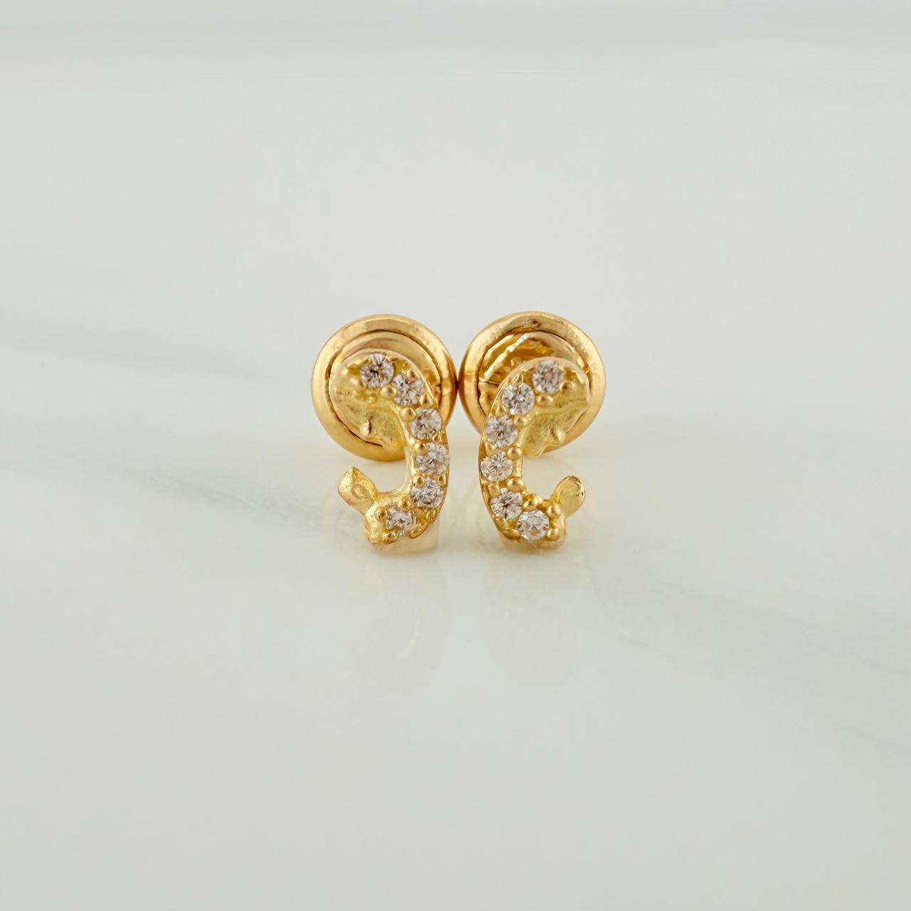 Topos Virgen Maria 0.65gr / 6mm Oro Amarillo 18K