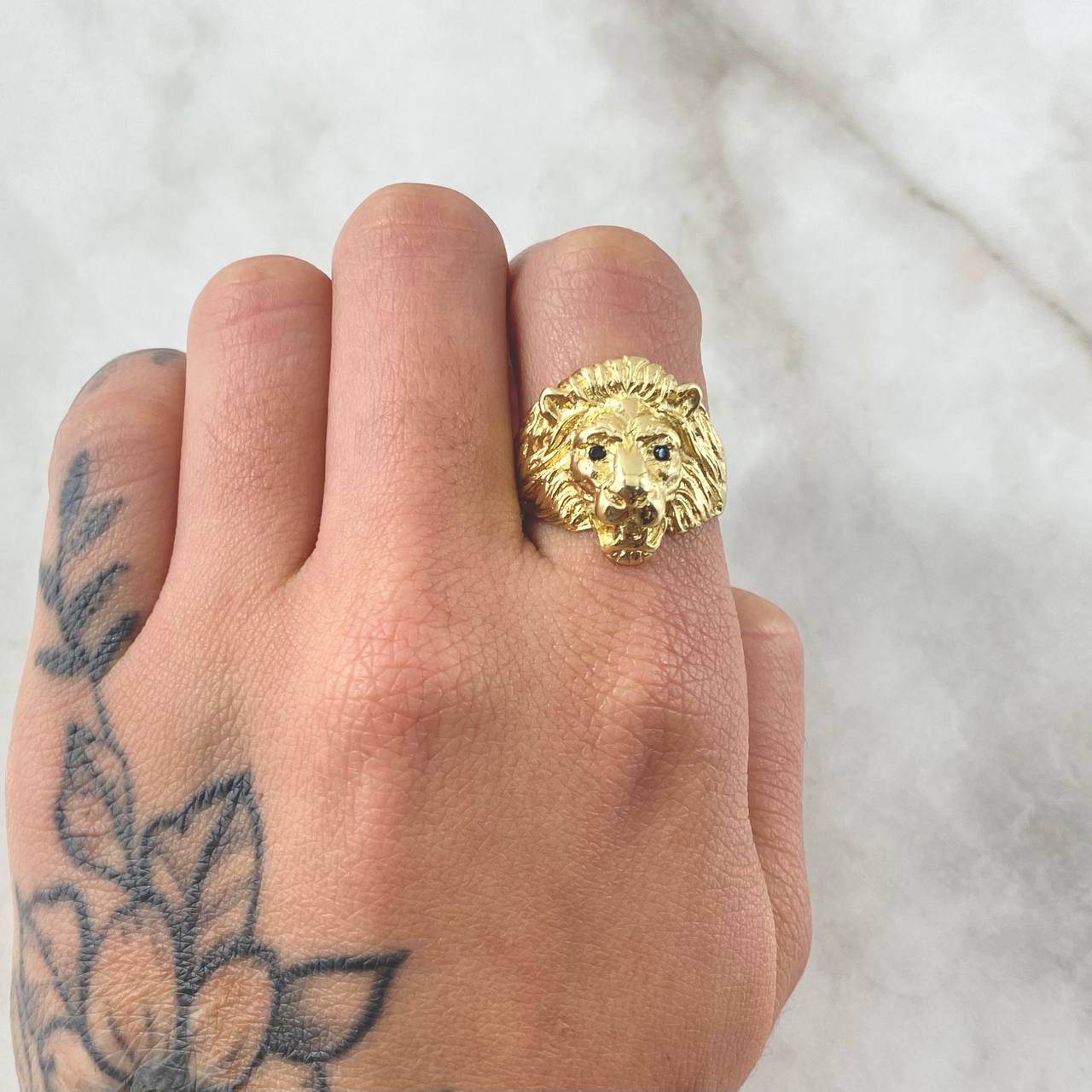 Anillo Rostro León 6.9gr / T8 1/4 / Oro Amarillo 18K