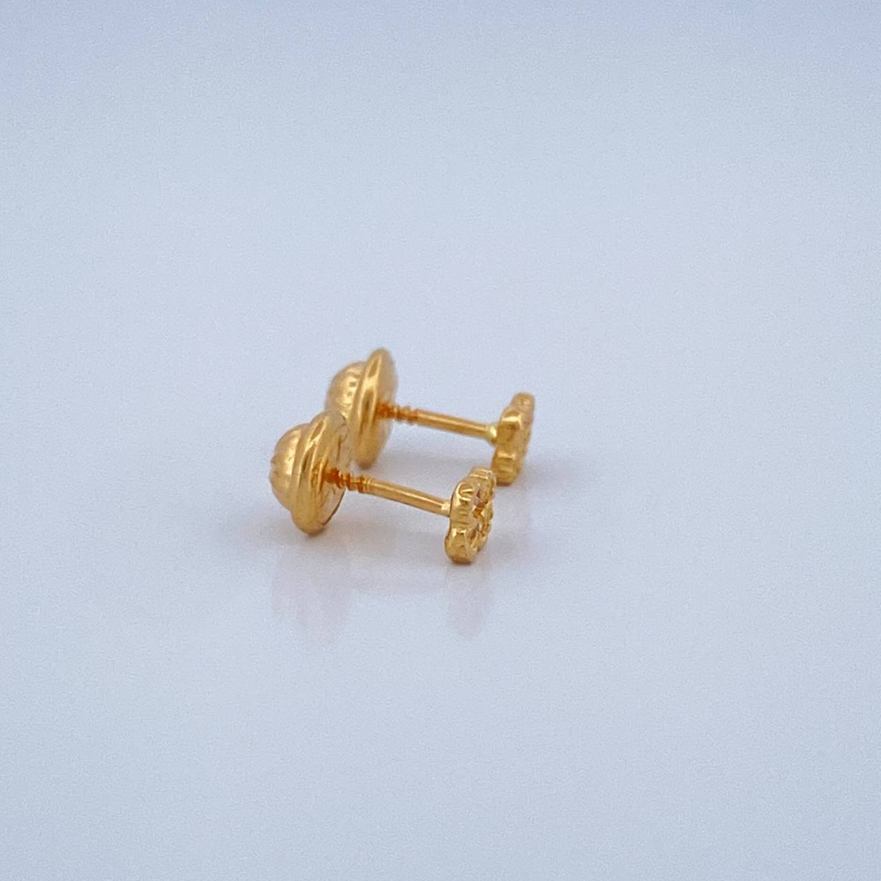 Topos Trebol 0.65gr / 3.4mm Oro Amarillo 18K %