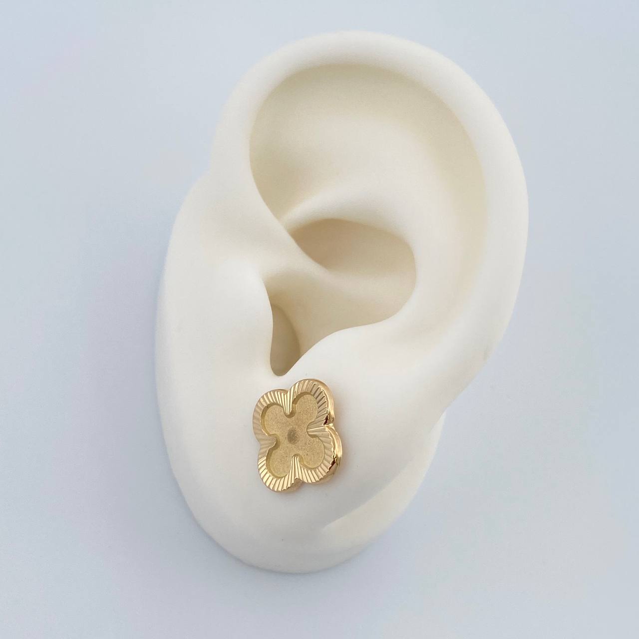 Topos Trebol 2.15gr / 11.2mm Oro Amarillo 18K %