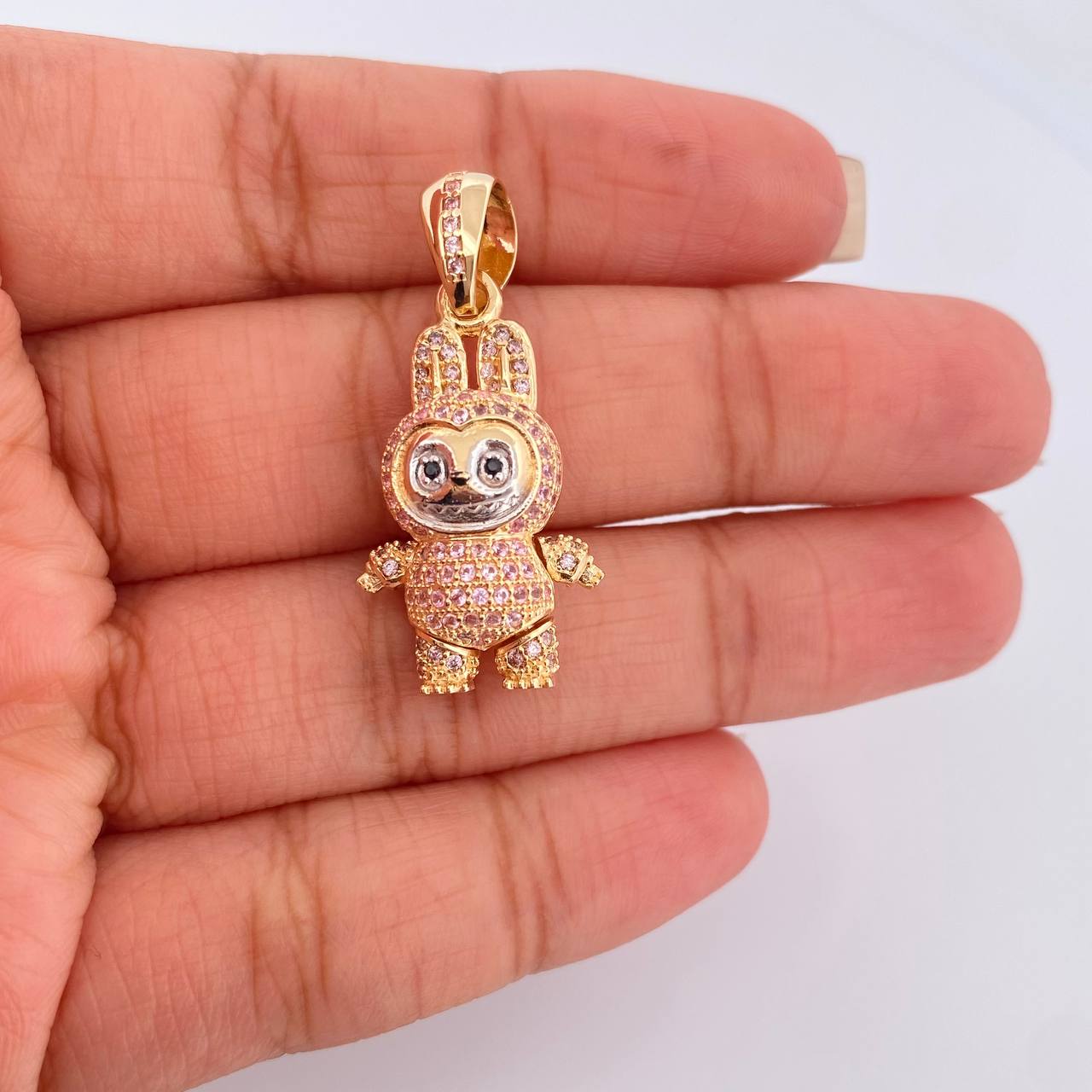 Dije Conejo Sonriente 6.2gr / 3.5cm / Dos Oros Amarillo Blanco 18K %