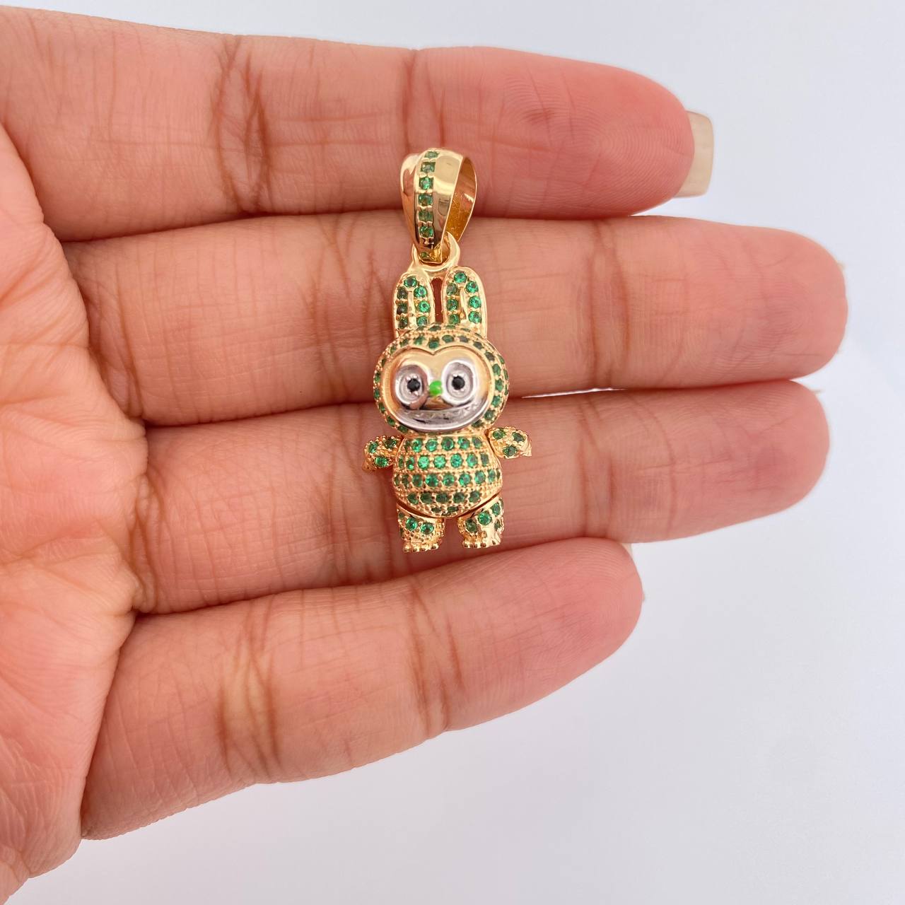 Dije Conejo Sonriente 6gr / 3.4cm / Dos Oros Amarillo Blanco 18K $