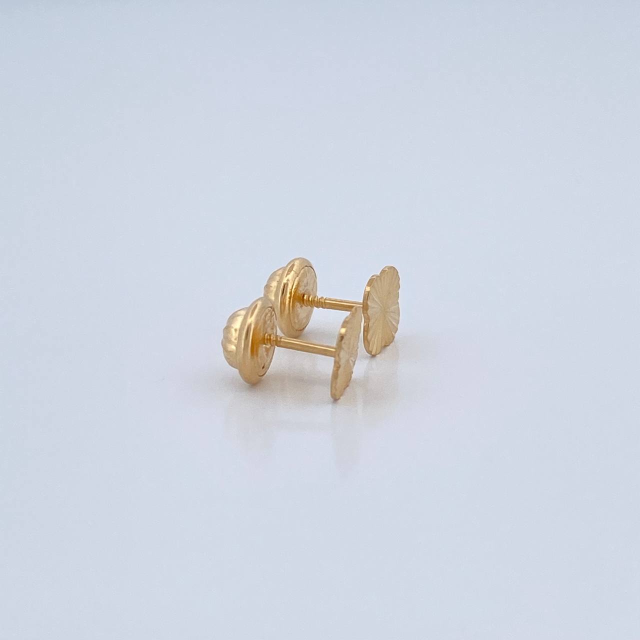 Topos Trebol 0.7gr / 6.1mm Diamantados Oro Amarillo 18K &