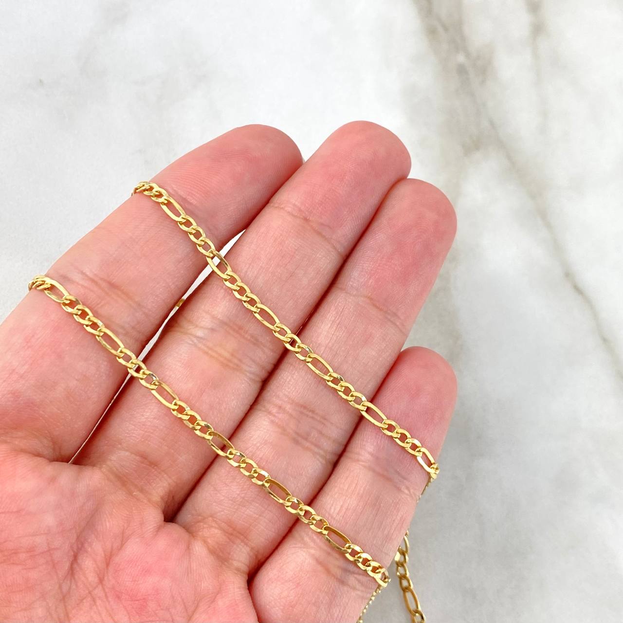 Cadena Figaro 2.35gr / 50cm / Oro Amarillo +1 18K