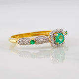 Anillo Halo Cuadrado Esmeraldas 0.18pts Diamantes 20pts 1.65g / T6 1/2 Dos Oros Amarillo Blanco 18K