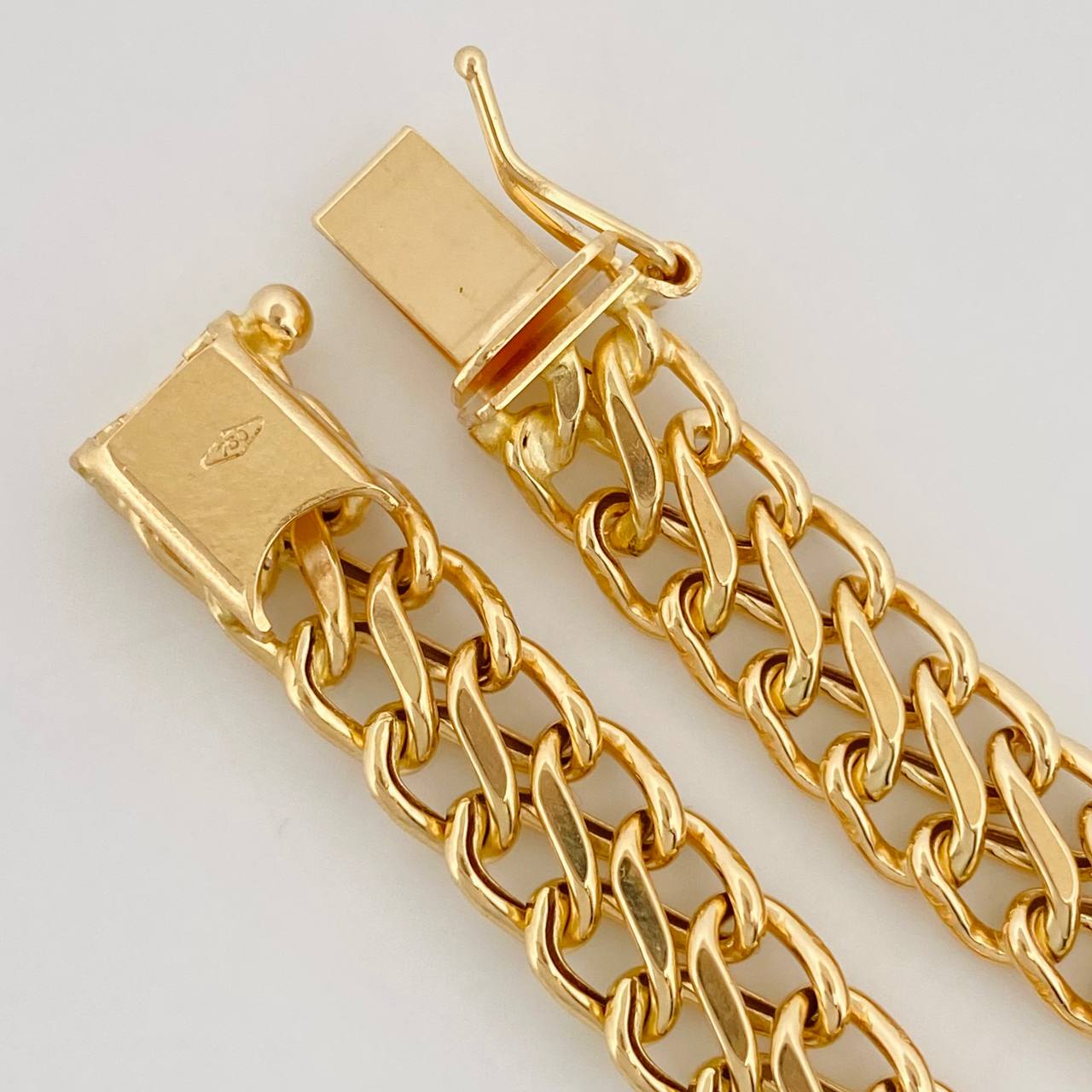 Pulso Sedusa 7.8g / 20cm / 7.47mm Oro Amarillo 18K