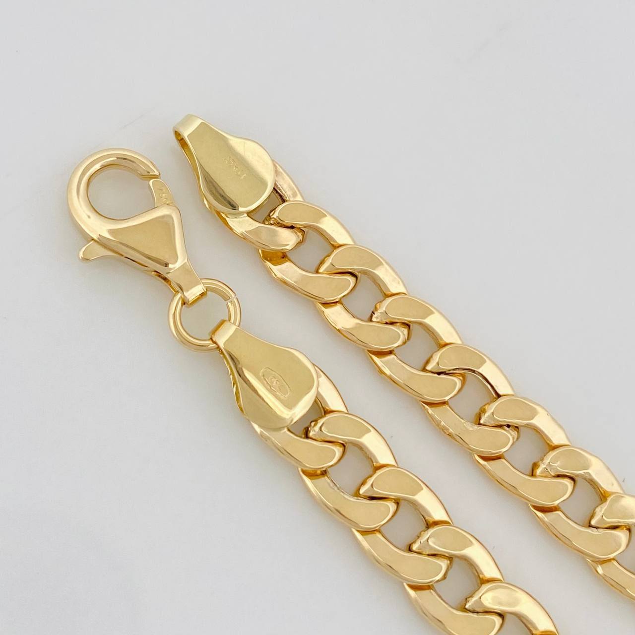 Pulso Cubano 7.05g / 20cm / 6.46mm Oro Amarillo 18K