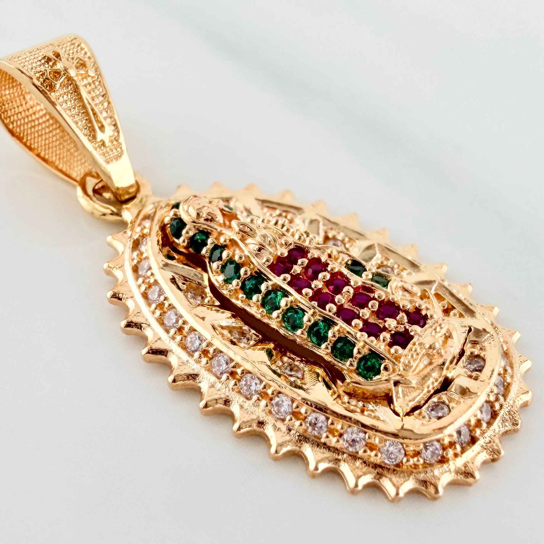 Dije Virgen Guadalupe 3.3 g / 3.2 cm Oro Amarillo 18K