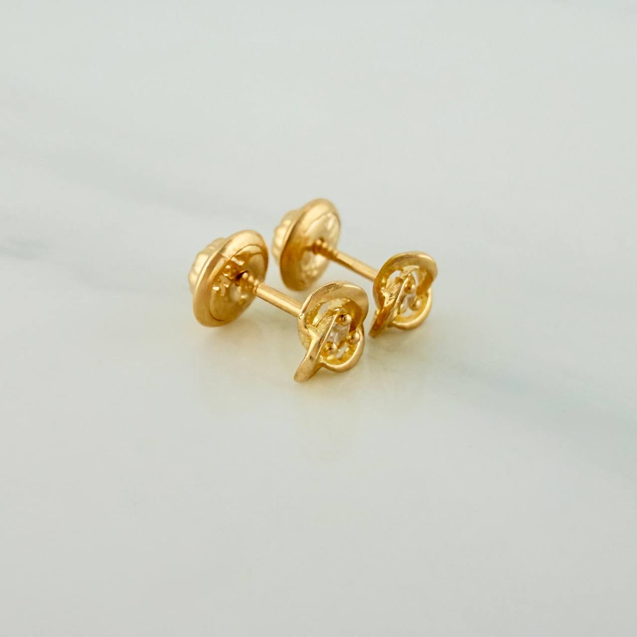 Topos Flor Espiral 0.75gr / 3.46mm Oro Amarillo 18K &