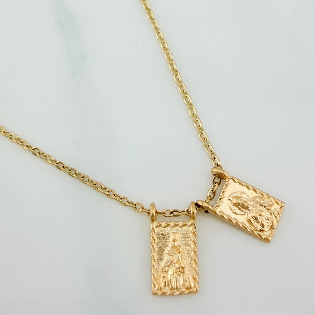 Cadena Escapulario Aro Seguido 4.15gr / 46cm / 0.9mm Oro Amarillo 18K $