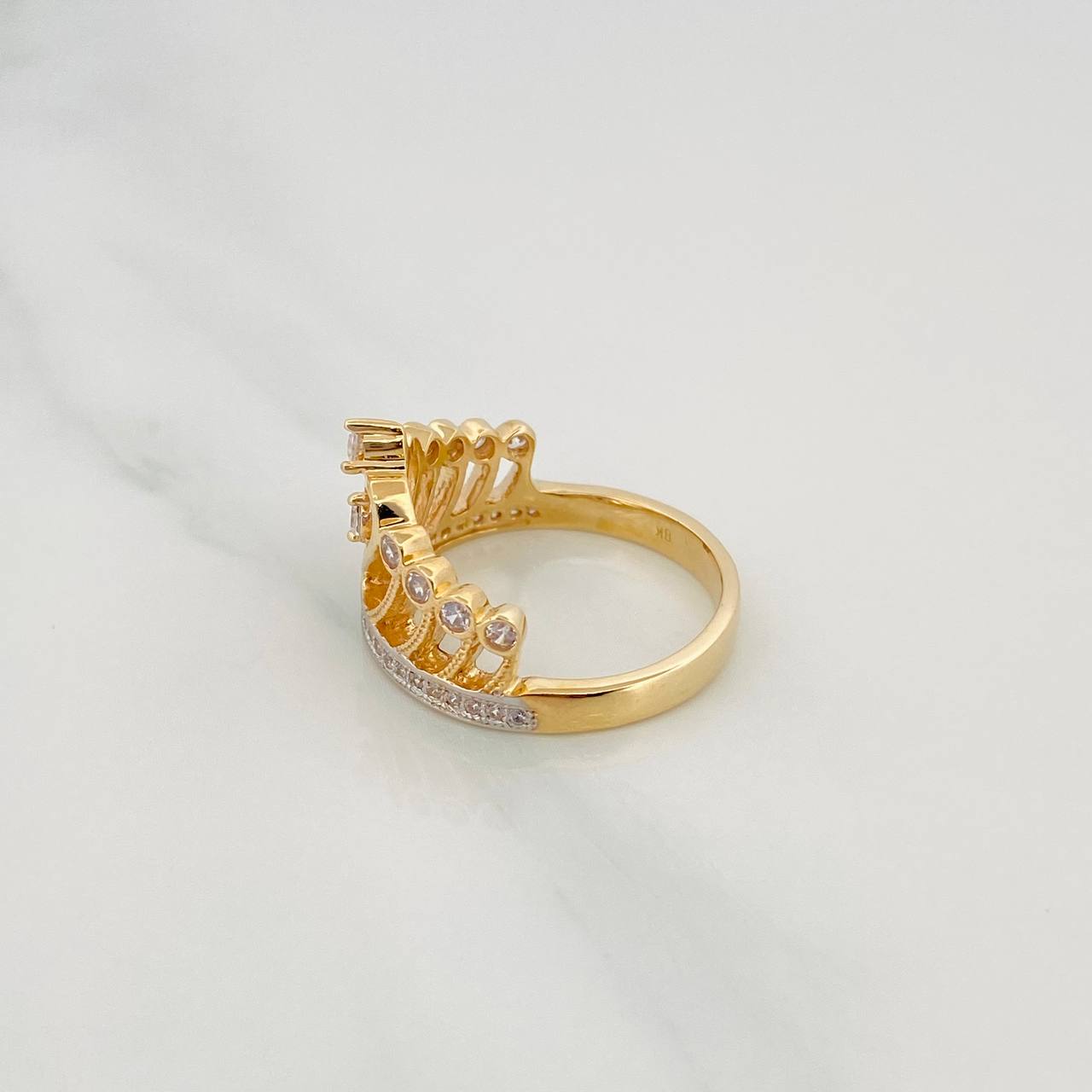 Anillo Corona Corazon 4.95 g / T6 3/4 Dos Oros Amarillo Blanco 18K