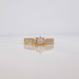 Anillo Solitario Doble Linea Incrustada 3.15 g / T6 1/2 Dos Oros Amarillo Blanco 18K