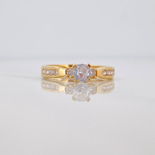 Anillo Solitario Trio 3.05 g / T7 1/4 Oro Amarillo 18K