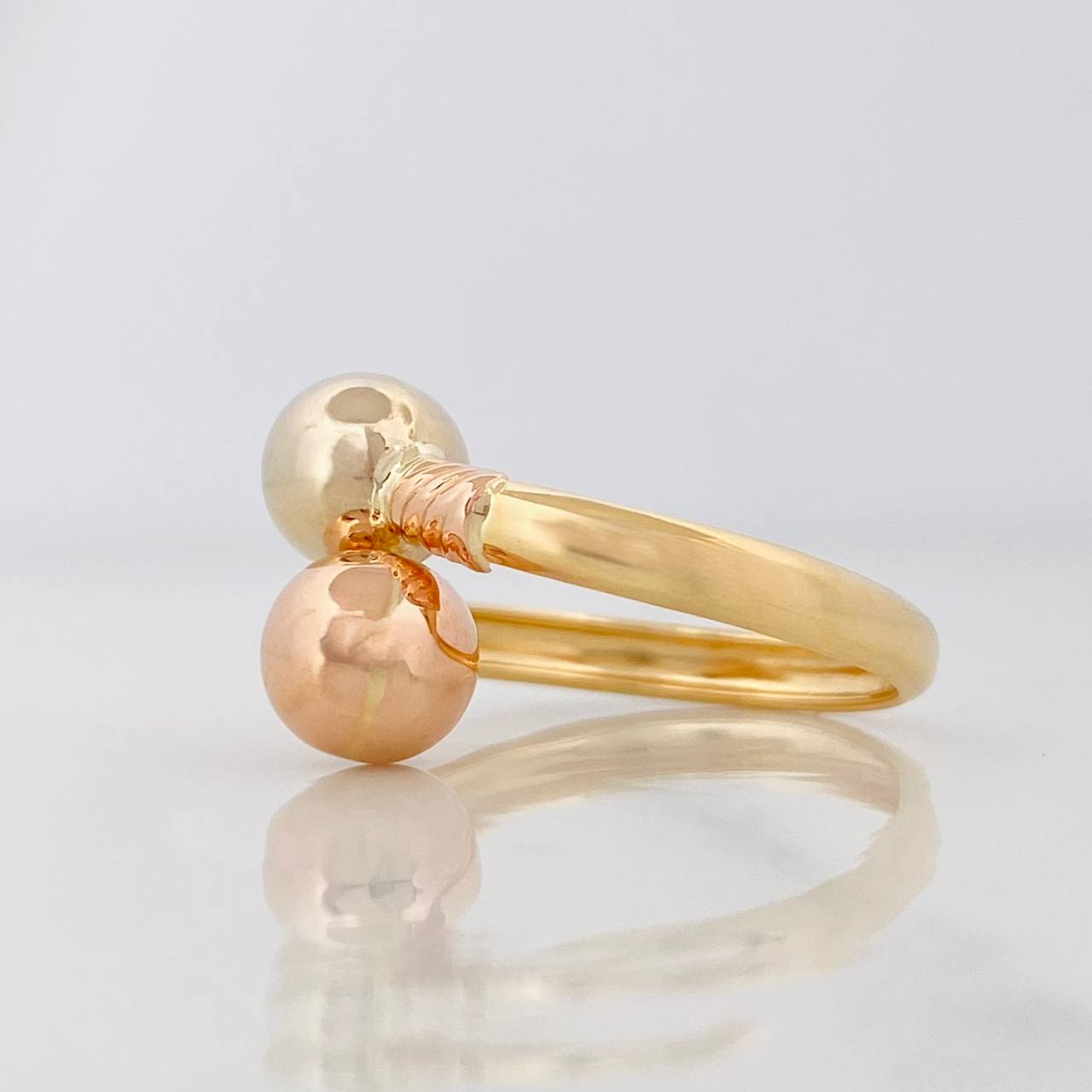 Anillo Tu y Yo 1.55g / T6 1/2 Tres Oros 18K