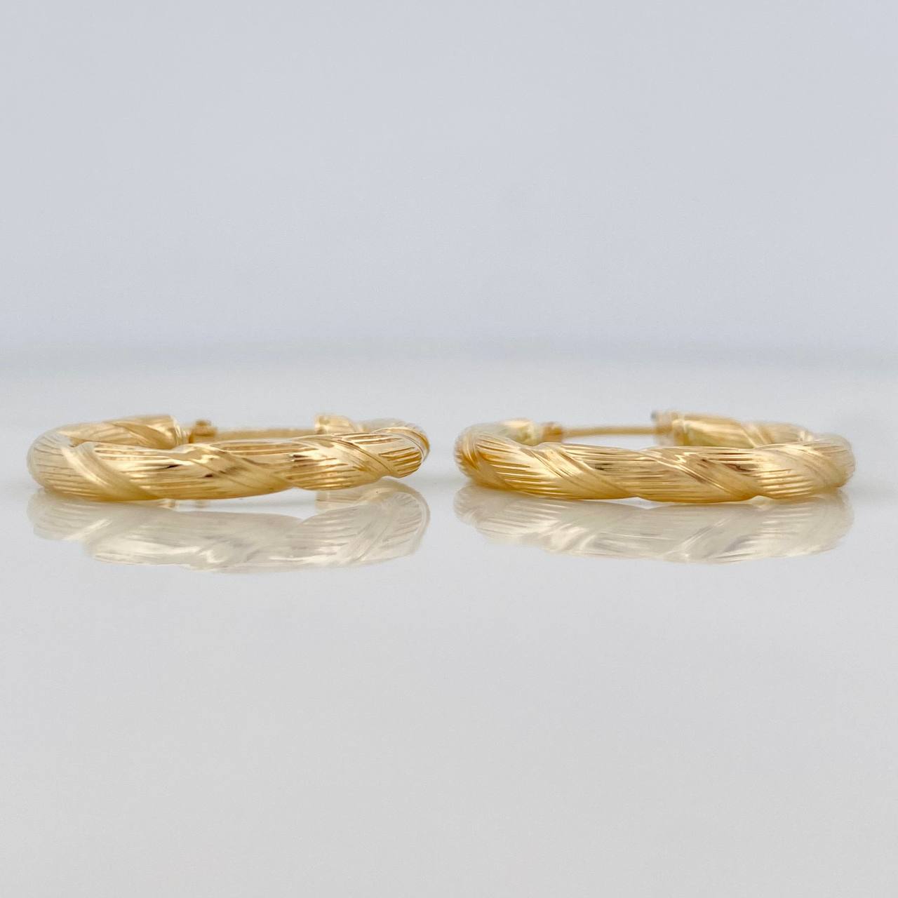 Candongas Rox 2.15g / 2.5cm Oro Amarillo 18K