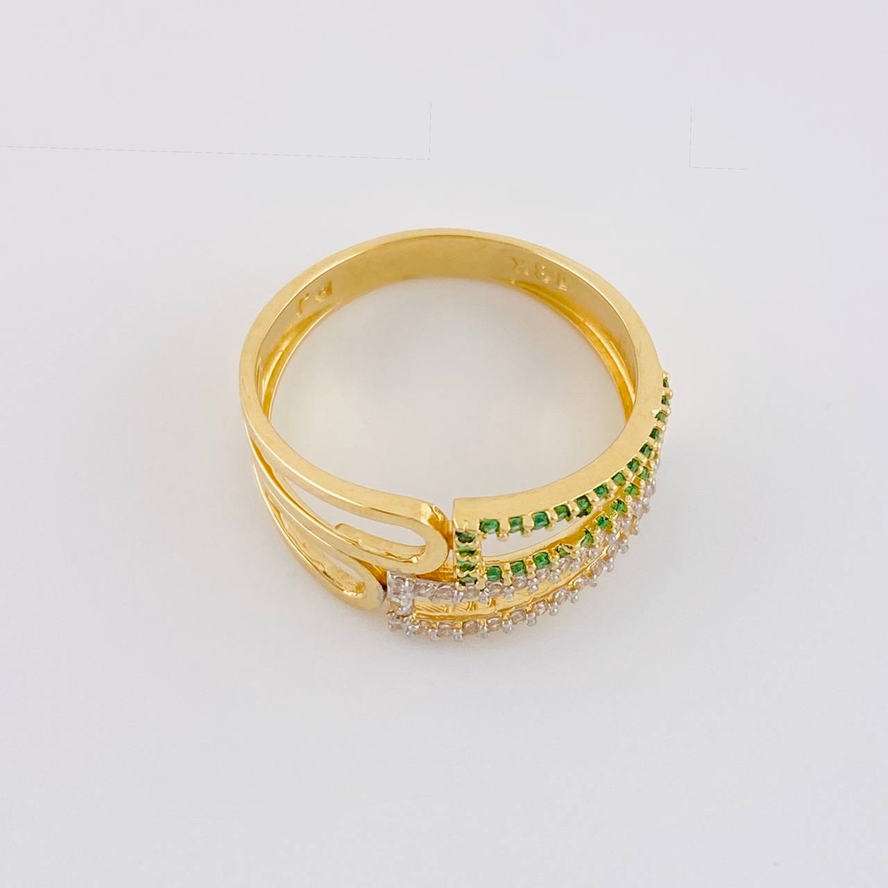 Anillo Lineas Entrelazadas 3.4g / T7 3/4 Oro Amarillo 18K