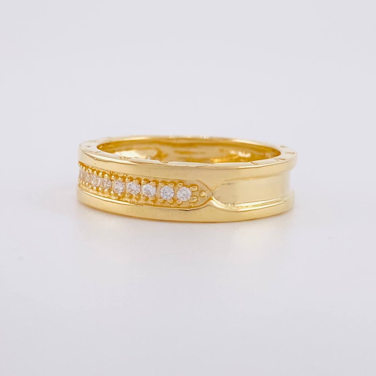 Anillo Bv 5.05g / T11 Oro Amarillo 18K