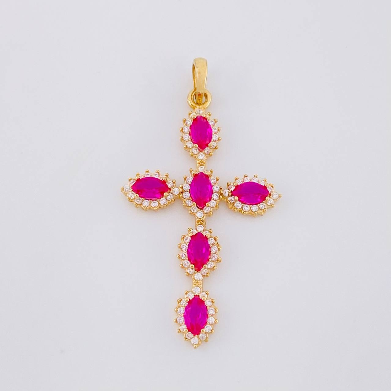 Dije Cruz Tupida Ovalada 2.35g / 3cm Oro Amarillo 18K