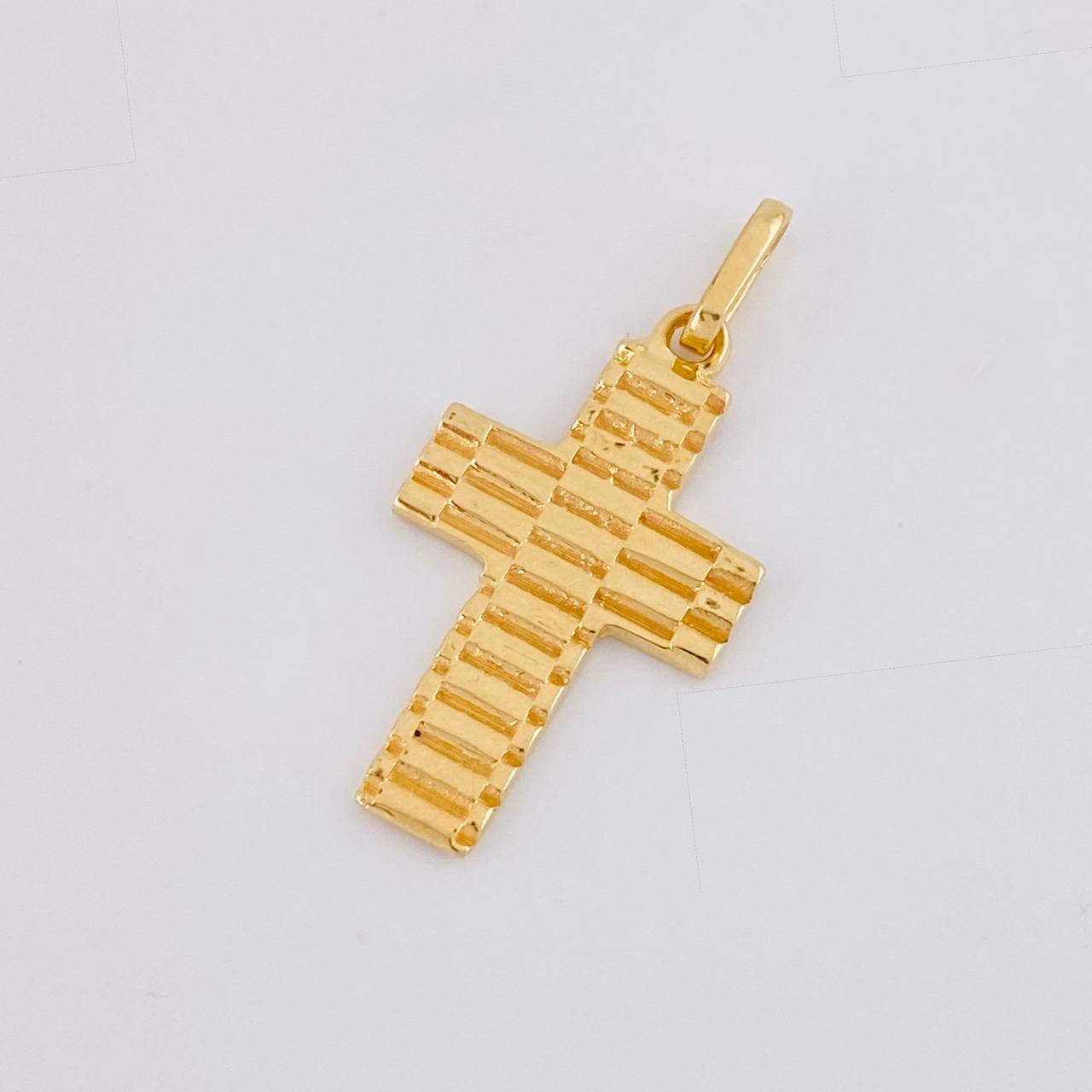 Dije Cruz Rayada 2g / 3cm Oro Amarillo 18K