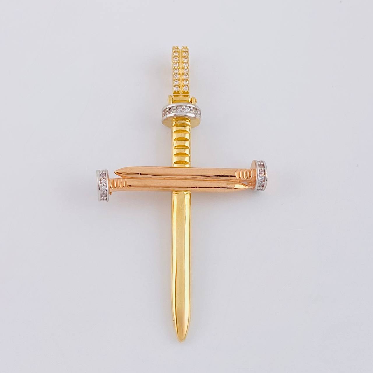 Dije Cruz Clavo 6.4g / 5.8cm Dos Oros Amarillo Rosa 18K