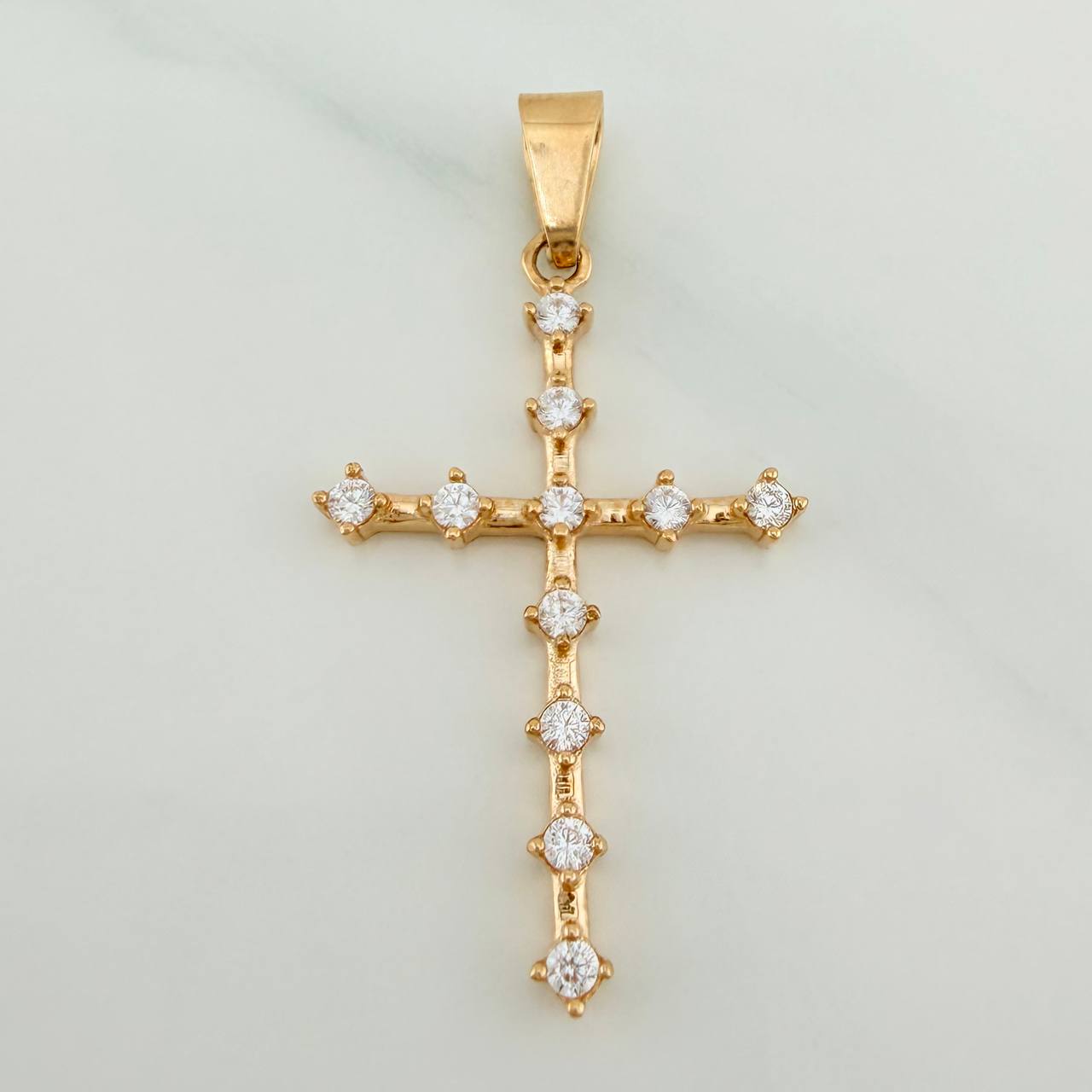 Dije Cruz 2.45gr / 4cm / Oro Amarillo 18K