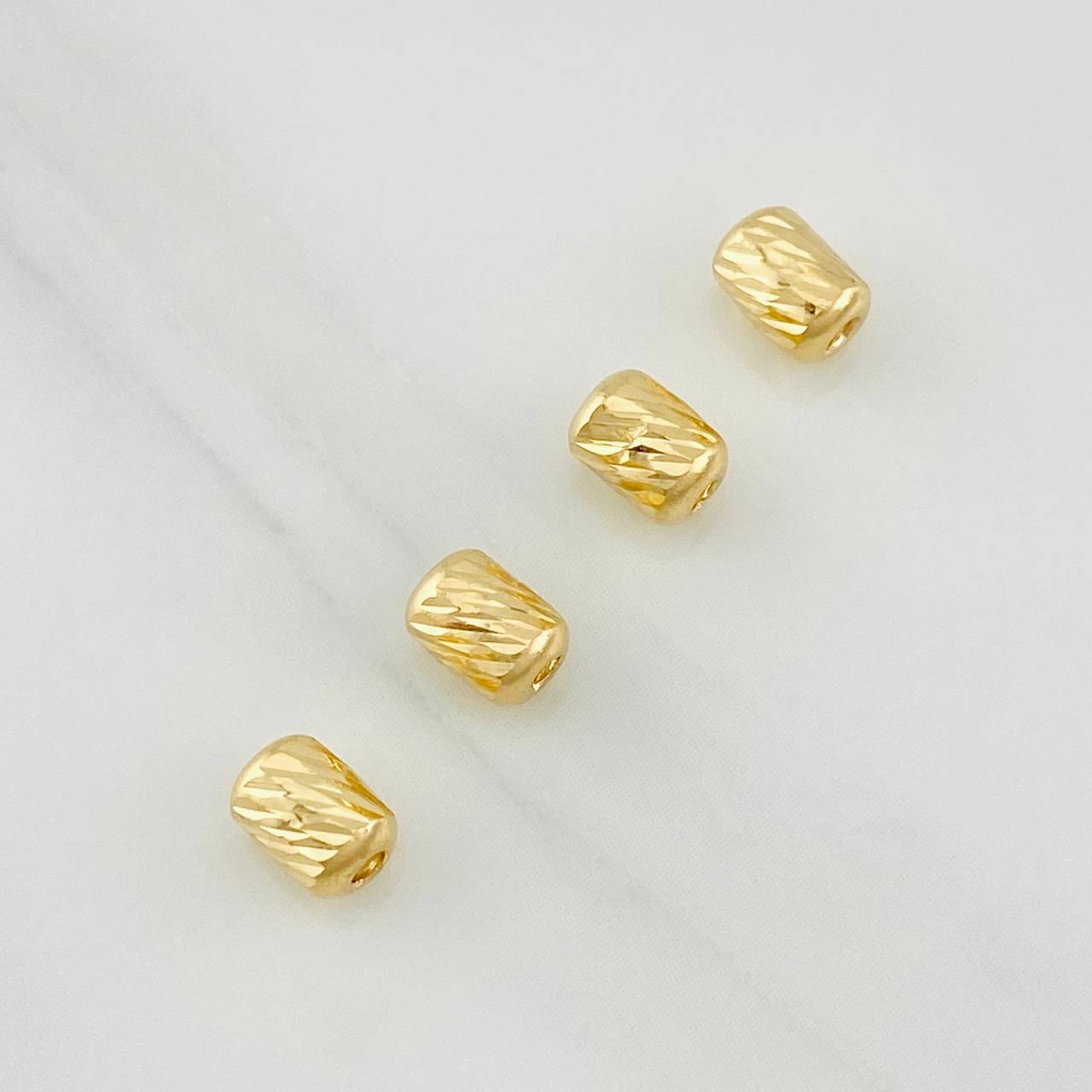 Herraje Cilindro 0.15g / 0.5cm / 4mm Oro Amarillo 18K