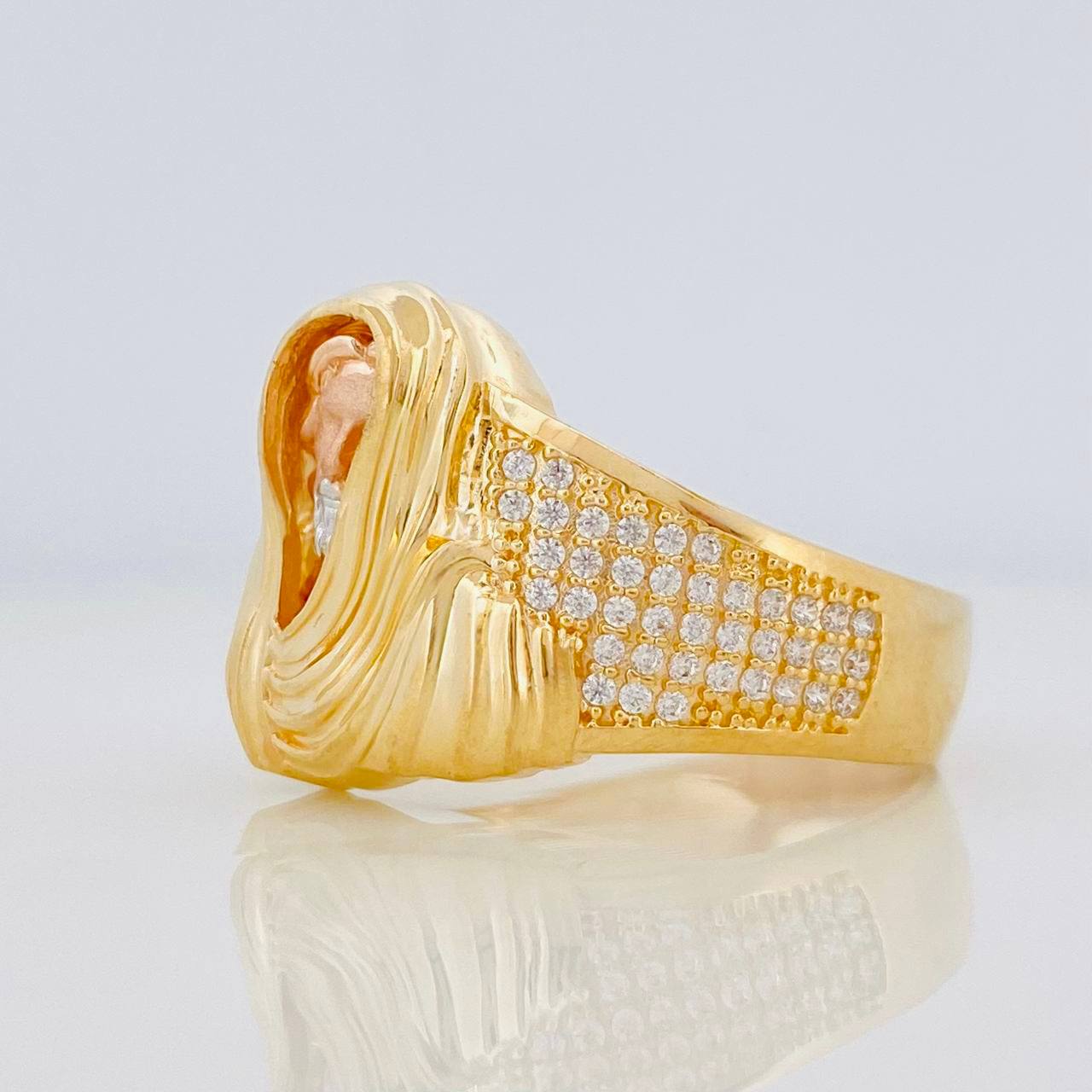 Anillo Rostro de Cristo 8.15g / T9 1/4 Tres Oros 18K