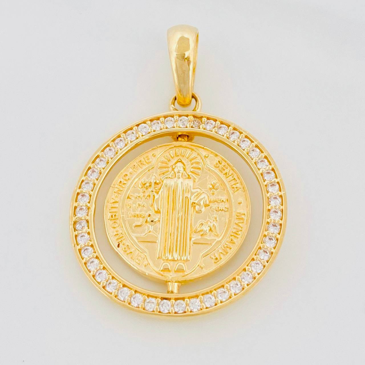 Dije San Benito Móvil 4.85g / 3.2cm Oro Amarillo 18K
