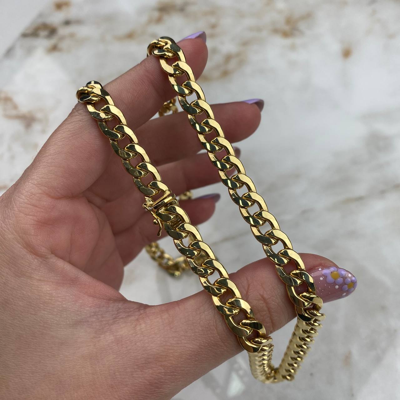 Cadena Cubana 22.65gr / 60cm / 7.8mm Oro Amarillo +3