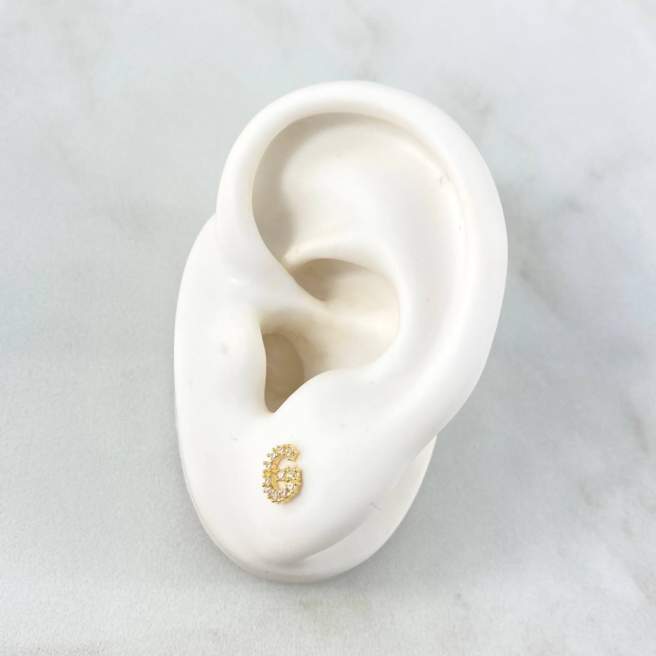 Topos Letra G 0.75gr / 6mm Circones Blancos Oro Amarillo