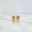 Topos Letra P 0.65gr / 6mm Circones Blancos Oro Amarillo