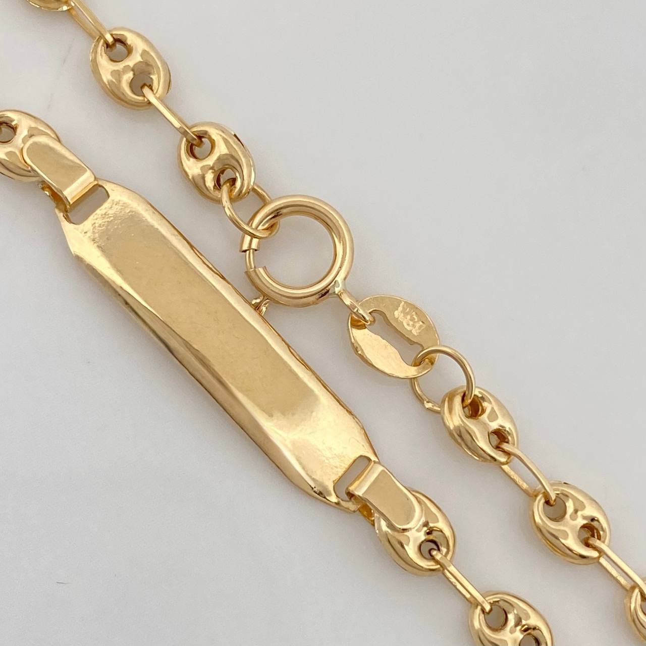 Pulso Bebé GC Placa Rectangular 1.8g / 15cm / 3.5mm Oro Amarillo 18K