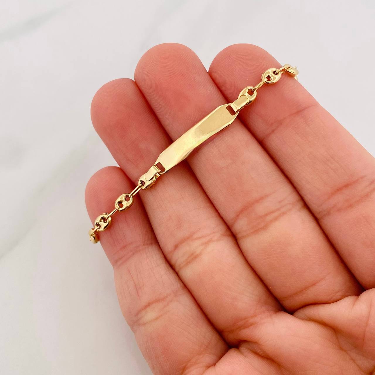 Pulso Bebé GC Placa Rectangular 1.8g / 15cm / 3.5mm Oro Amarillo 18K