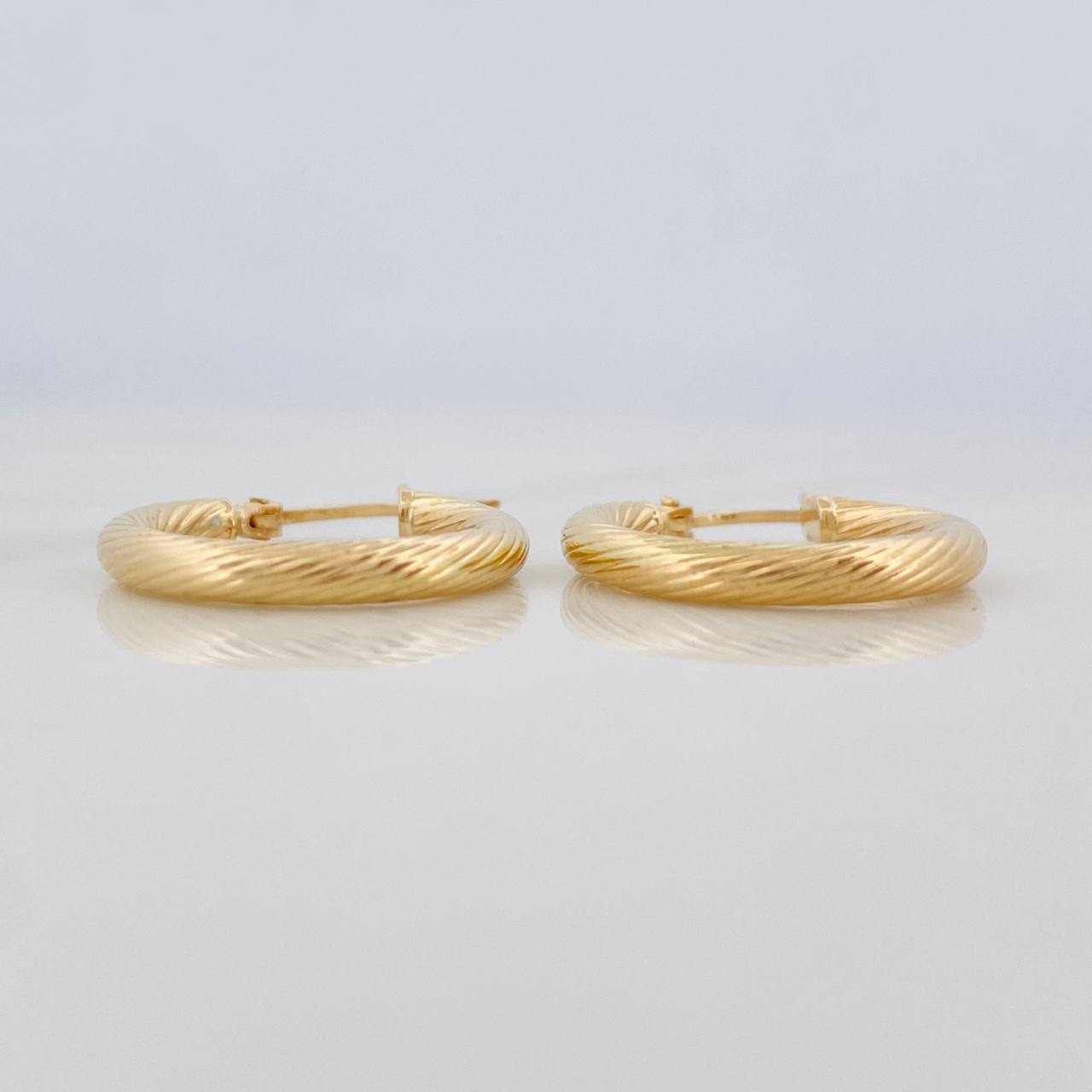 Candongas Mary 1.55g / 1.9cm Oro Amarillo 18K