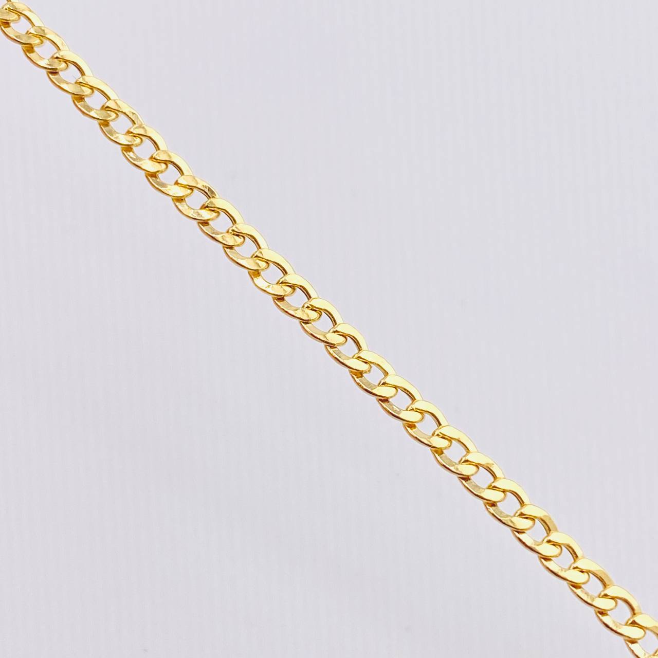 Tobillera Cubana 2.45gr / 25cm / 2.7mm Oro Amarillo +1 18K