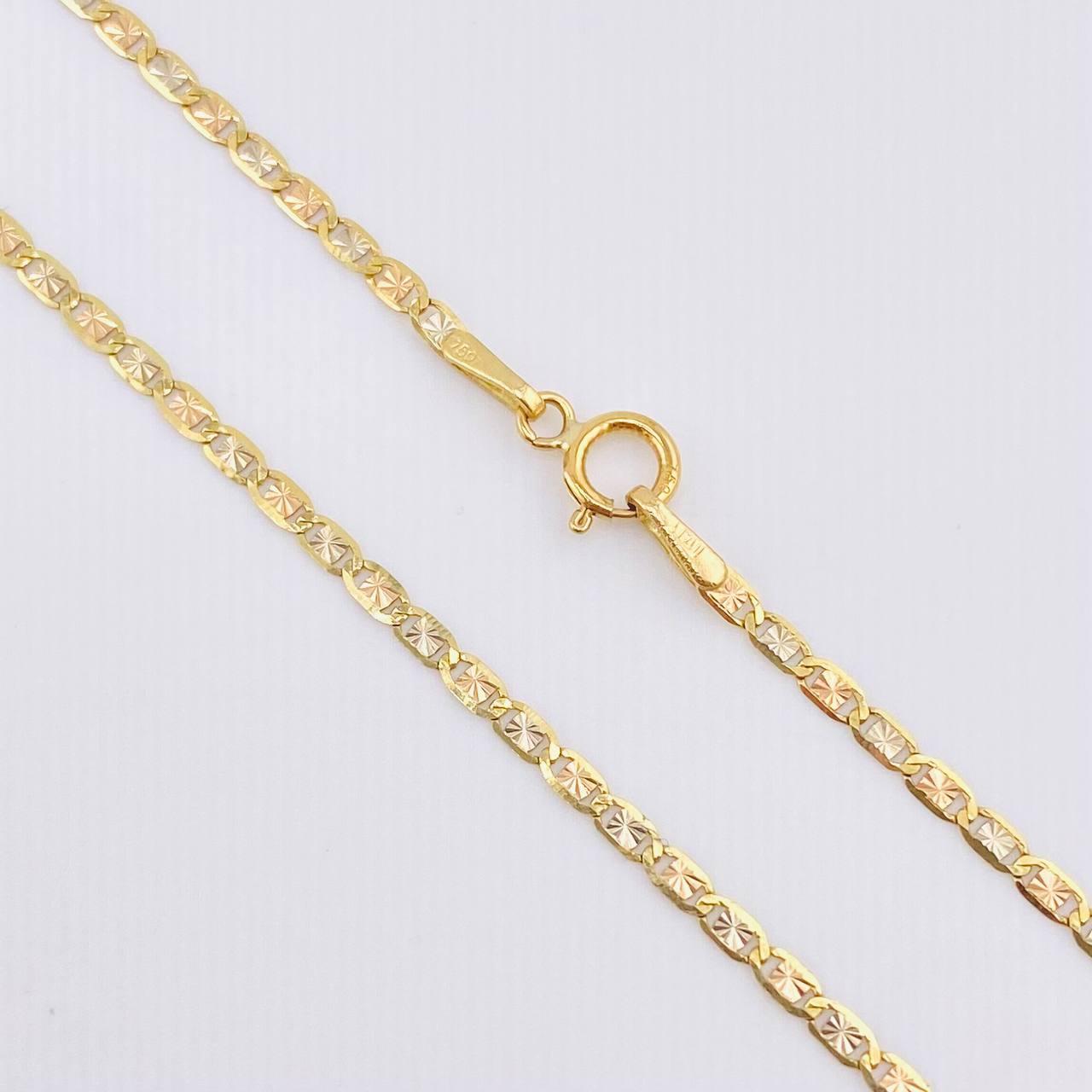 Cadena Escalera Plana Diamantada 2.3gr / 50cm / 1.8mm Tres Oros +3 18K *