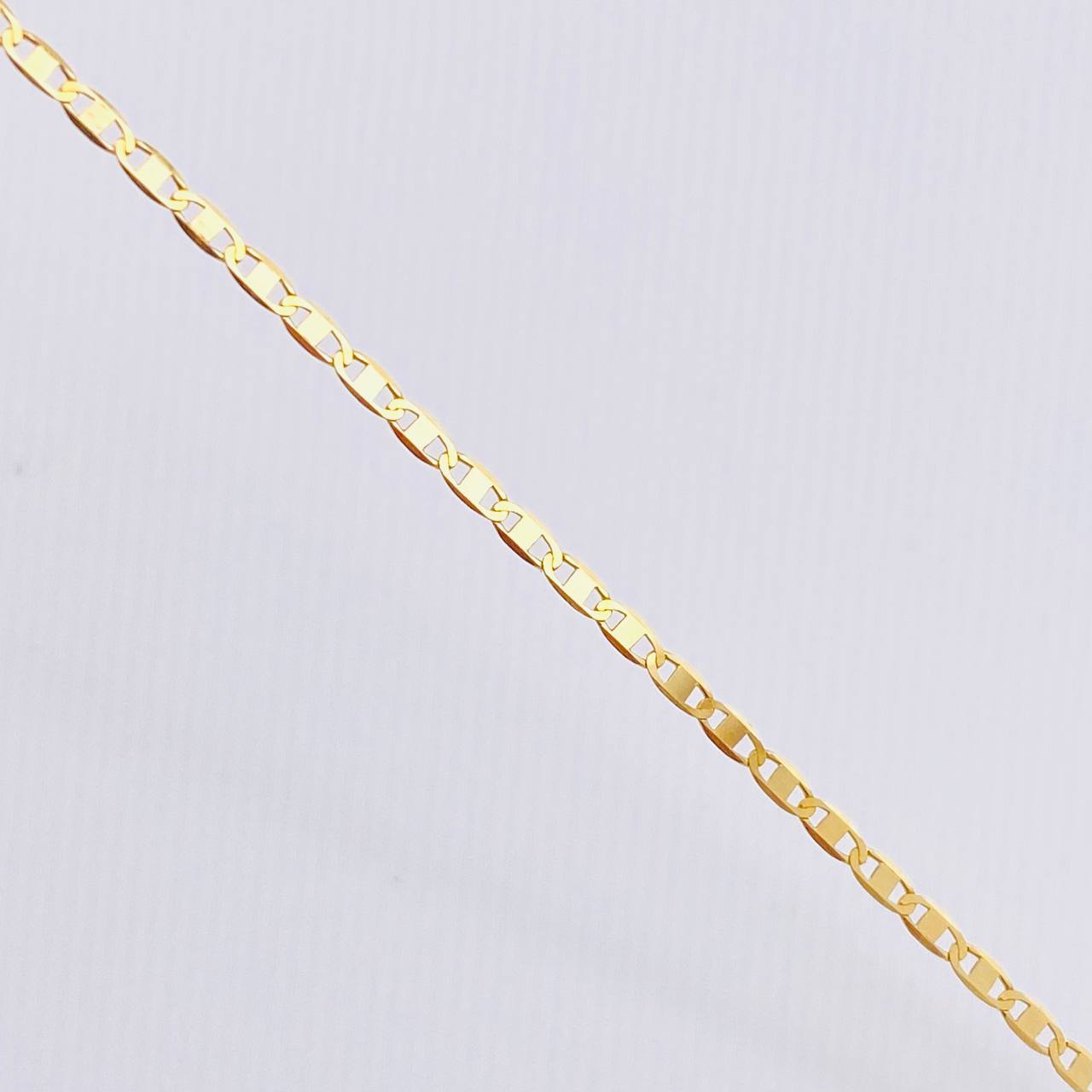 Cadena Plana 1.4gr / 40cm / 1.3mm Oro Amarillo +3 18K *