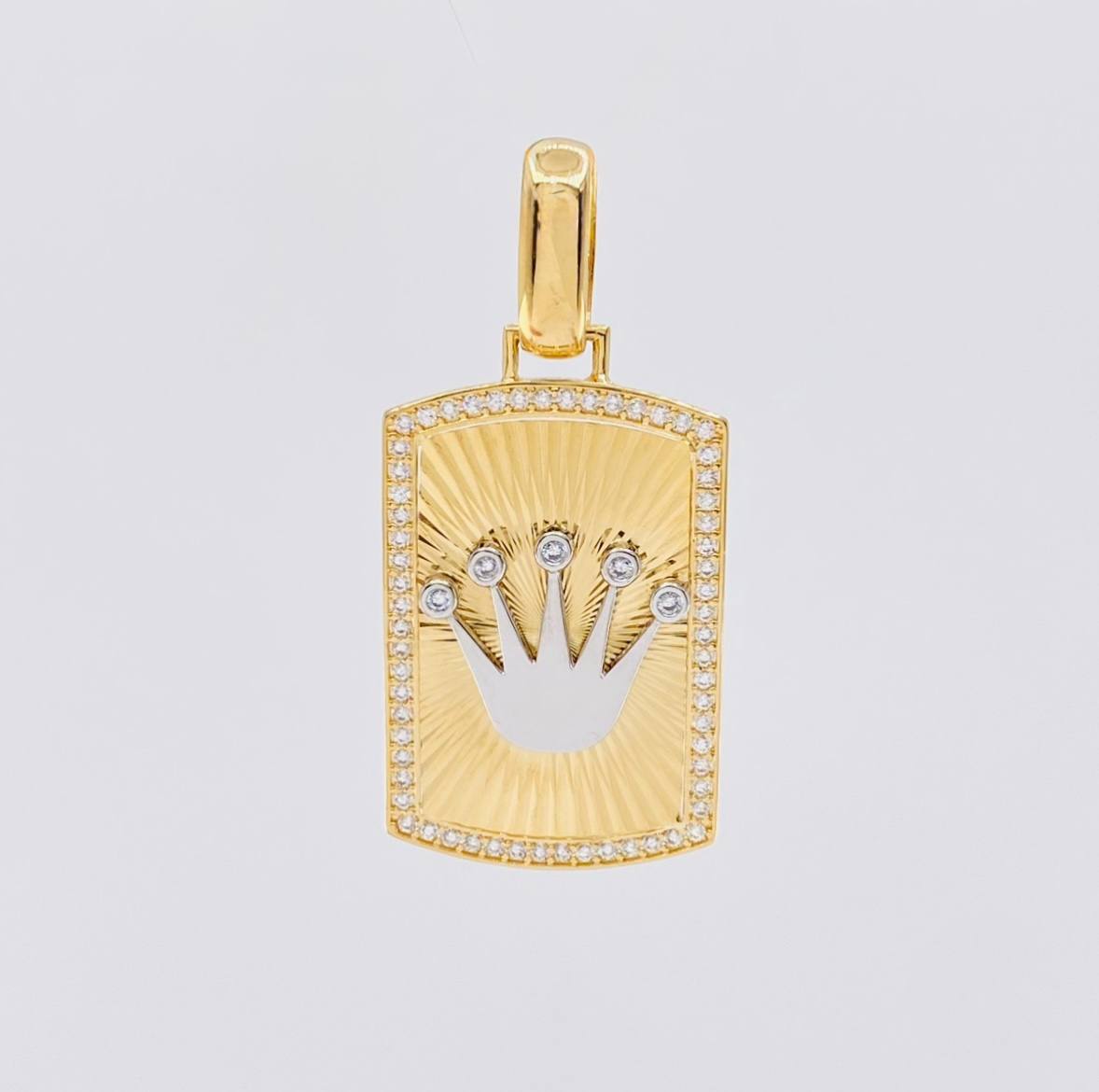 Dije Placa Corona 12.95g / 5.3cm Dos Oros Amarillo Blanco 18K