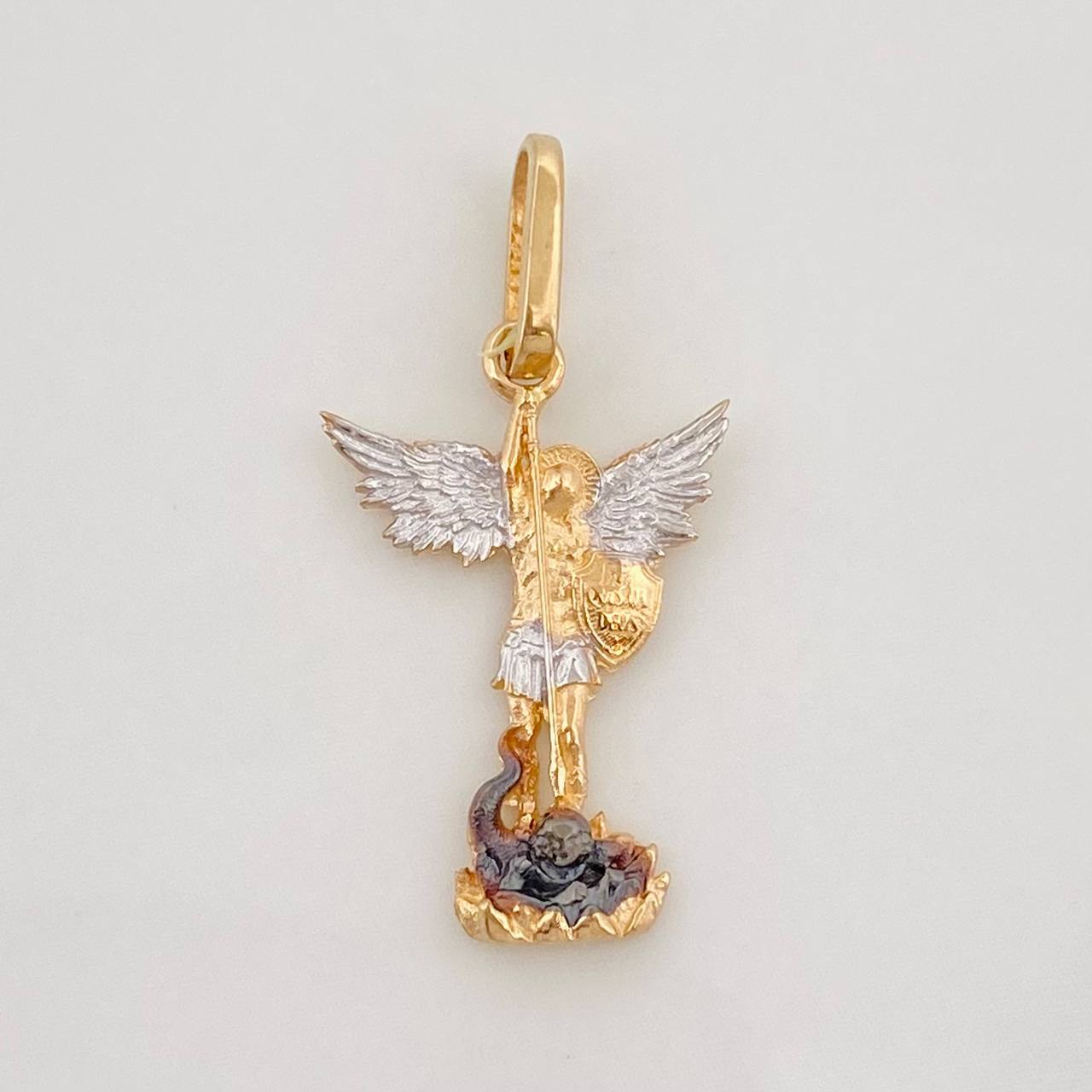 Dije San Miguel Arcangel 1.05g / 2.3cm Tres Oros 18K