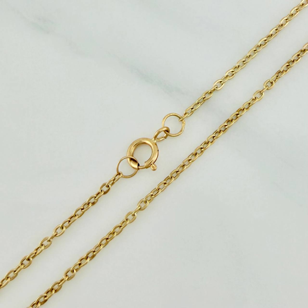 Cadena Escapulario Aro Seguido 3.85gr / 43.5cm / 1.2mm Oro Amarillo 18K %