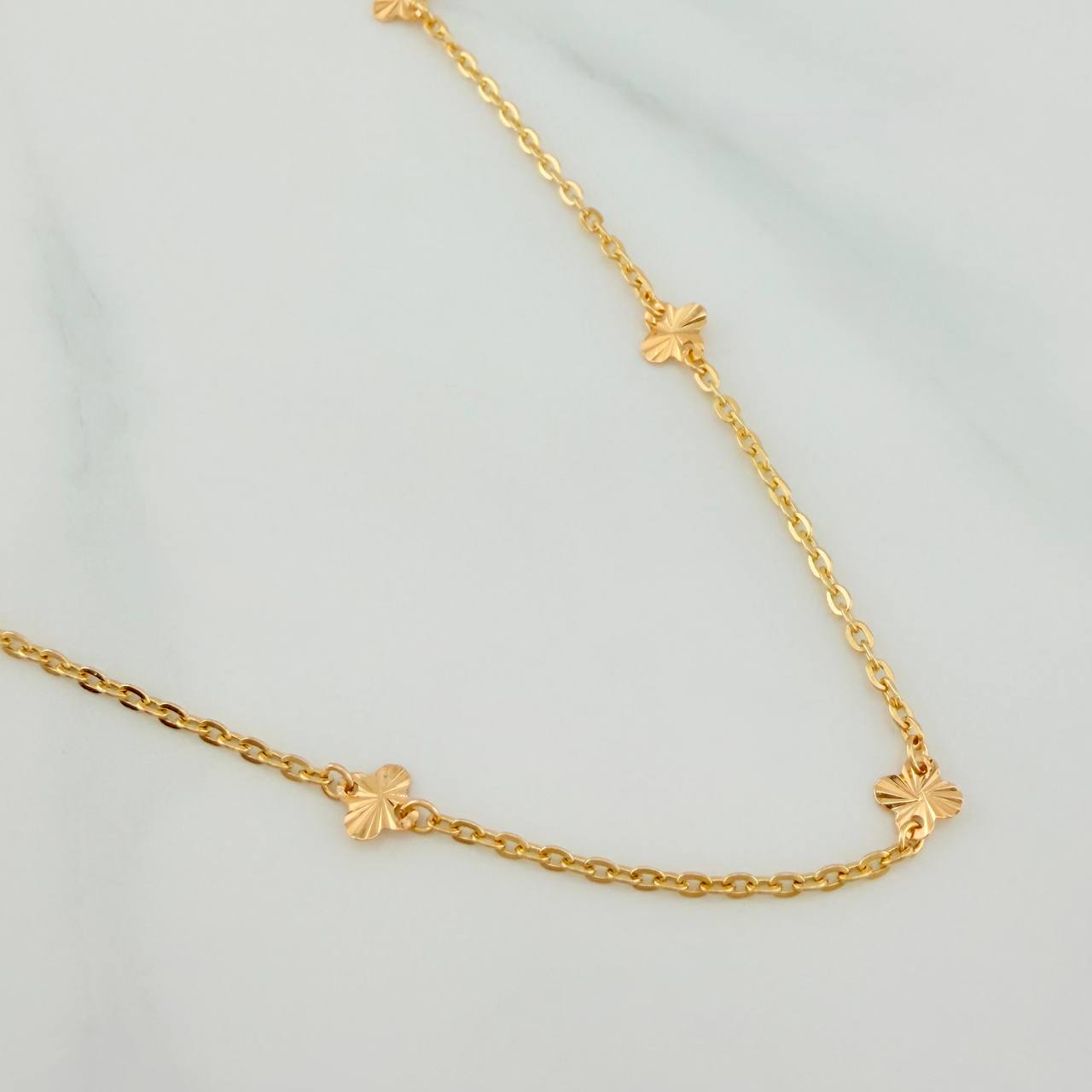 Cadena Trebol Aro Seguido 2.85gr / 41cm / 1mm Oro Amarillo 18K %