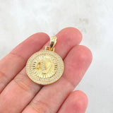 Dije Medalla Letra V 4.95gr / 3cm / Oro Amarillo 18K
