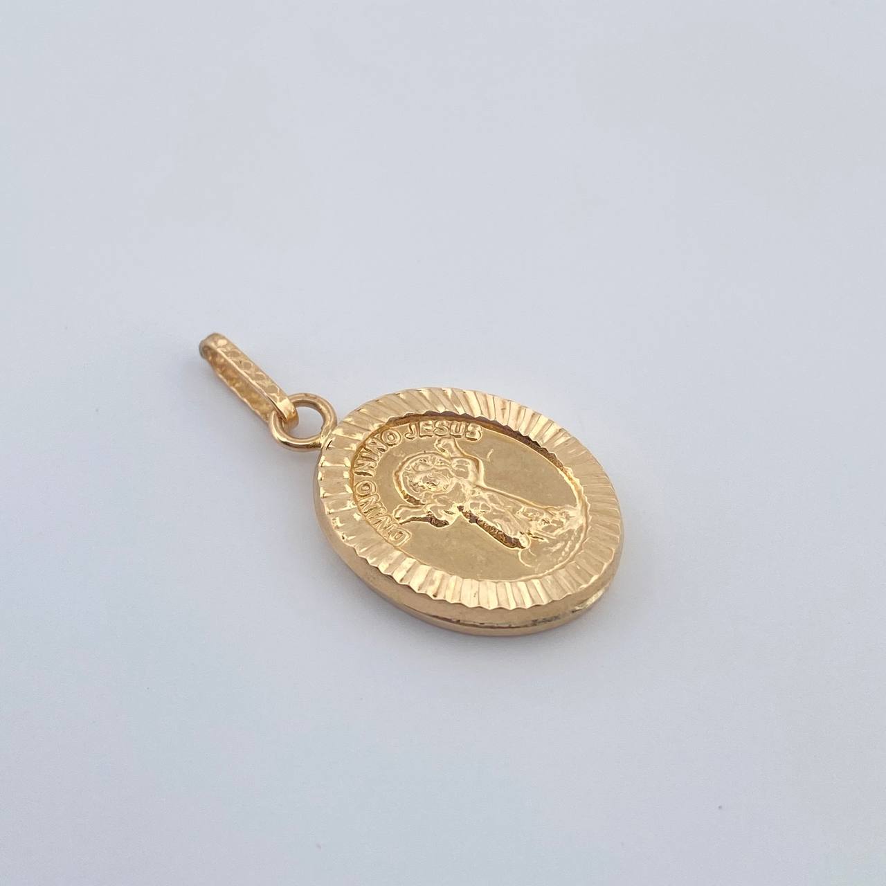 Dije Divino Niño Jesus 1.05gr / 2.4cm / Oro Amarillo 18K &