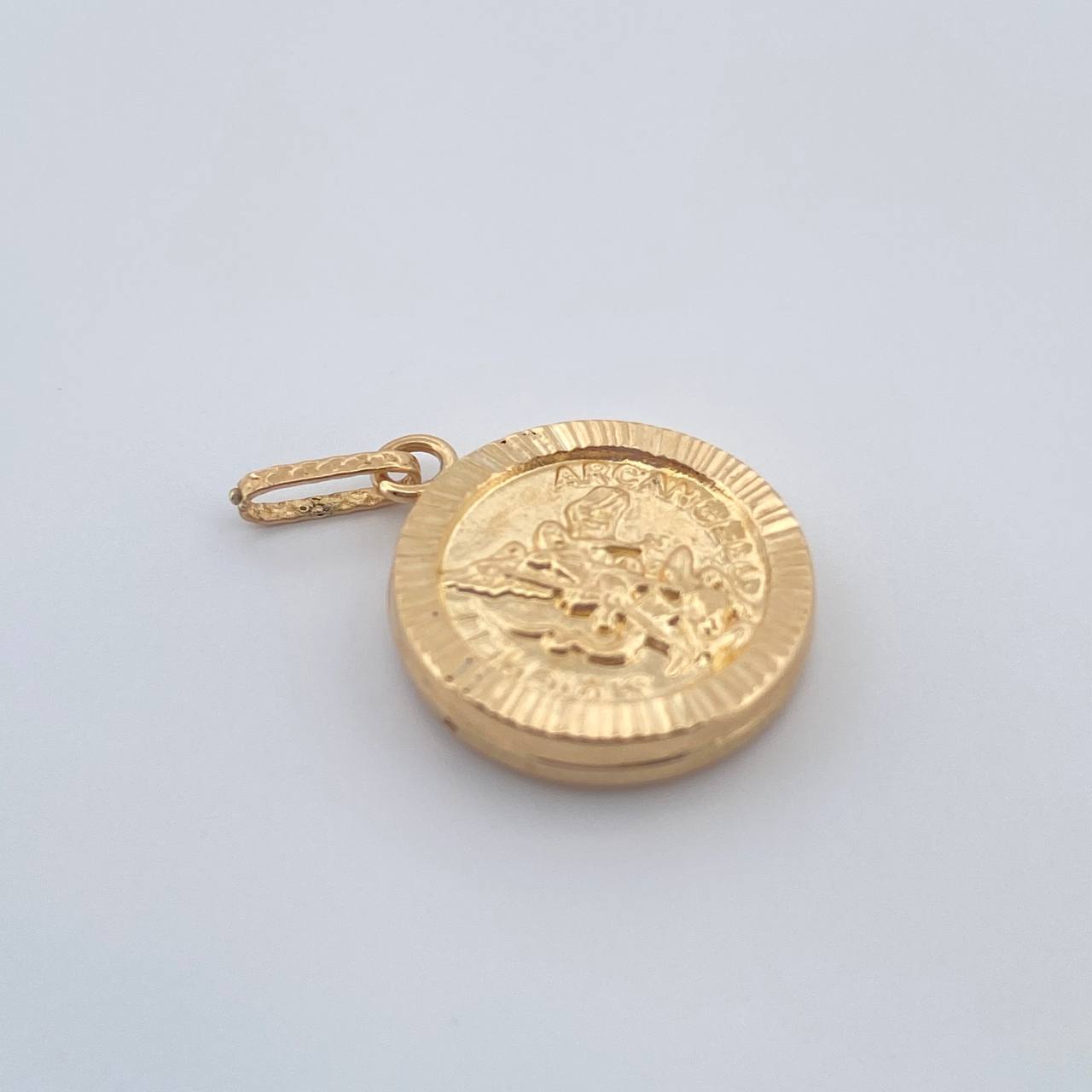 Dije San Miguel 1.35gr / 2.5cm / Oro Amarillo 18K %