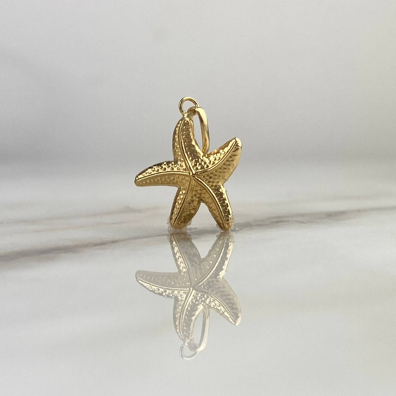 Dije Estrella De Mar 0.95gr / 2.4cm Troquelado Oro Amarillo